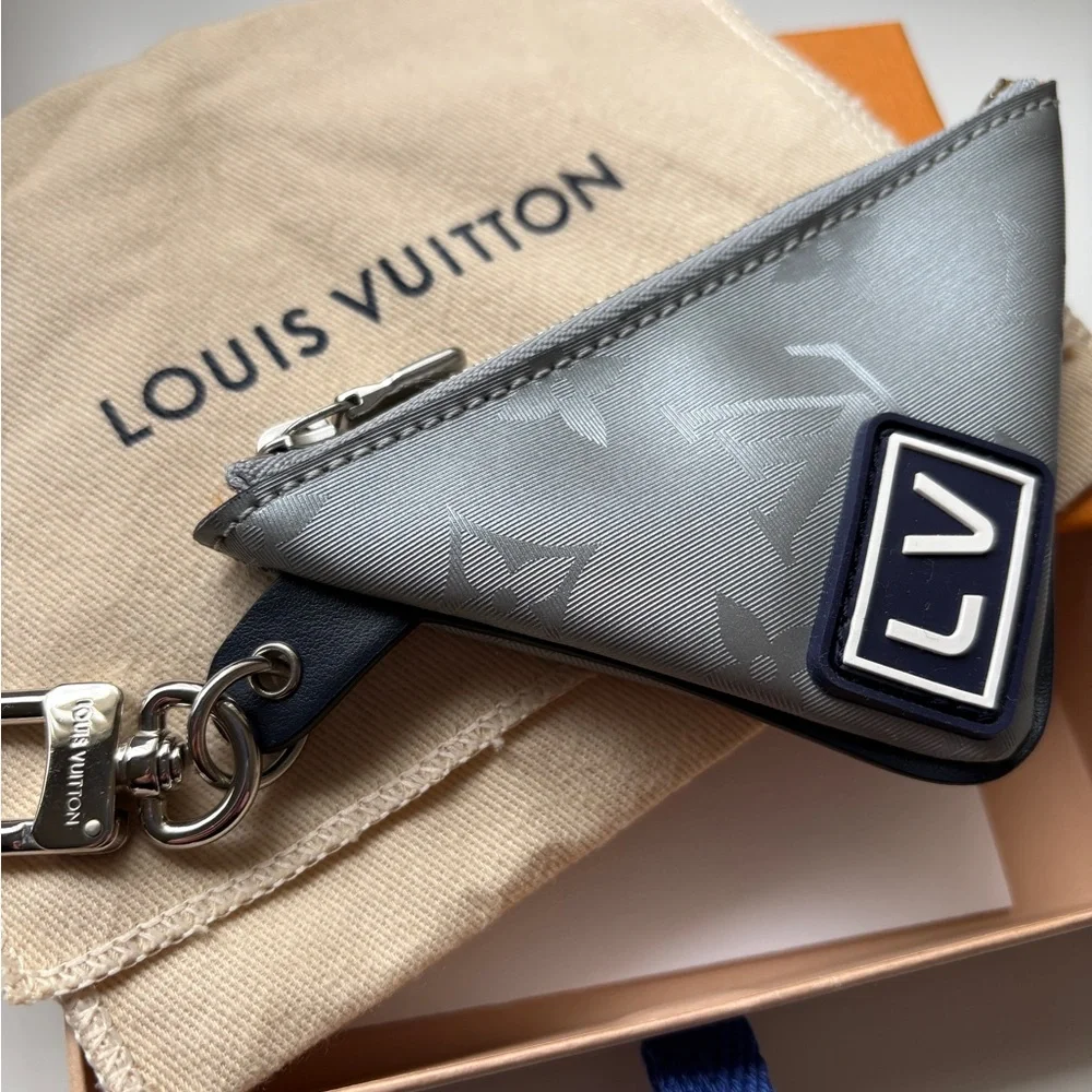 Louis Vuitton authentic louis